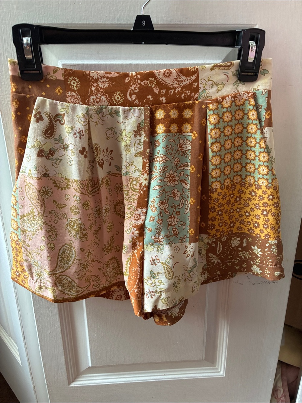 Patchwork Floral shorts  - Multicolor